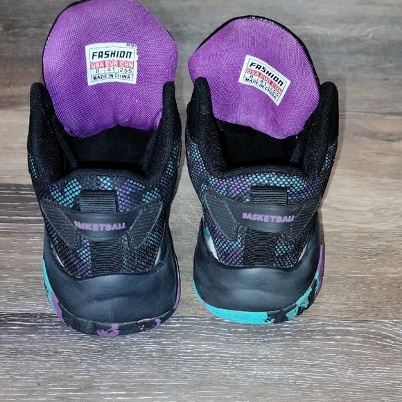 Athletic Sneakers Black and Purple Padded Collar - Picture 6 of 7